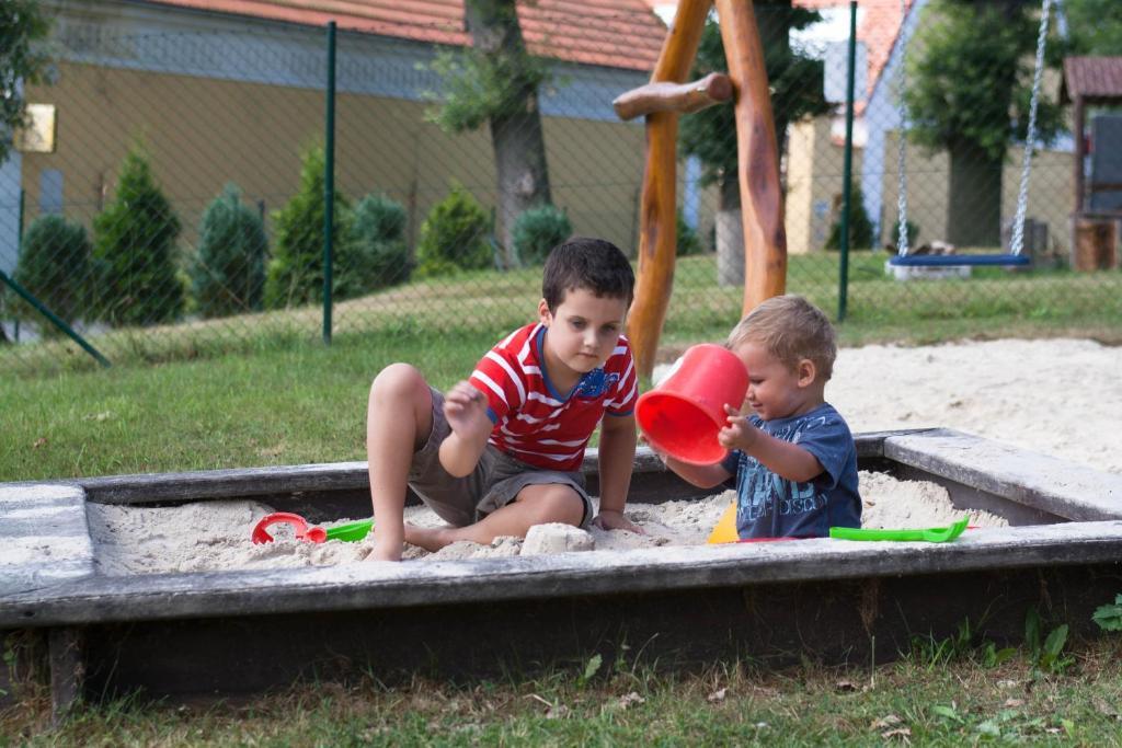Hotel Resort Stein Cheb Dış mekan fotoğraf